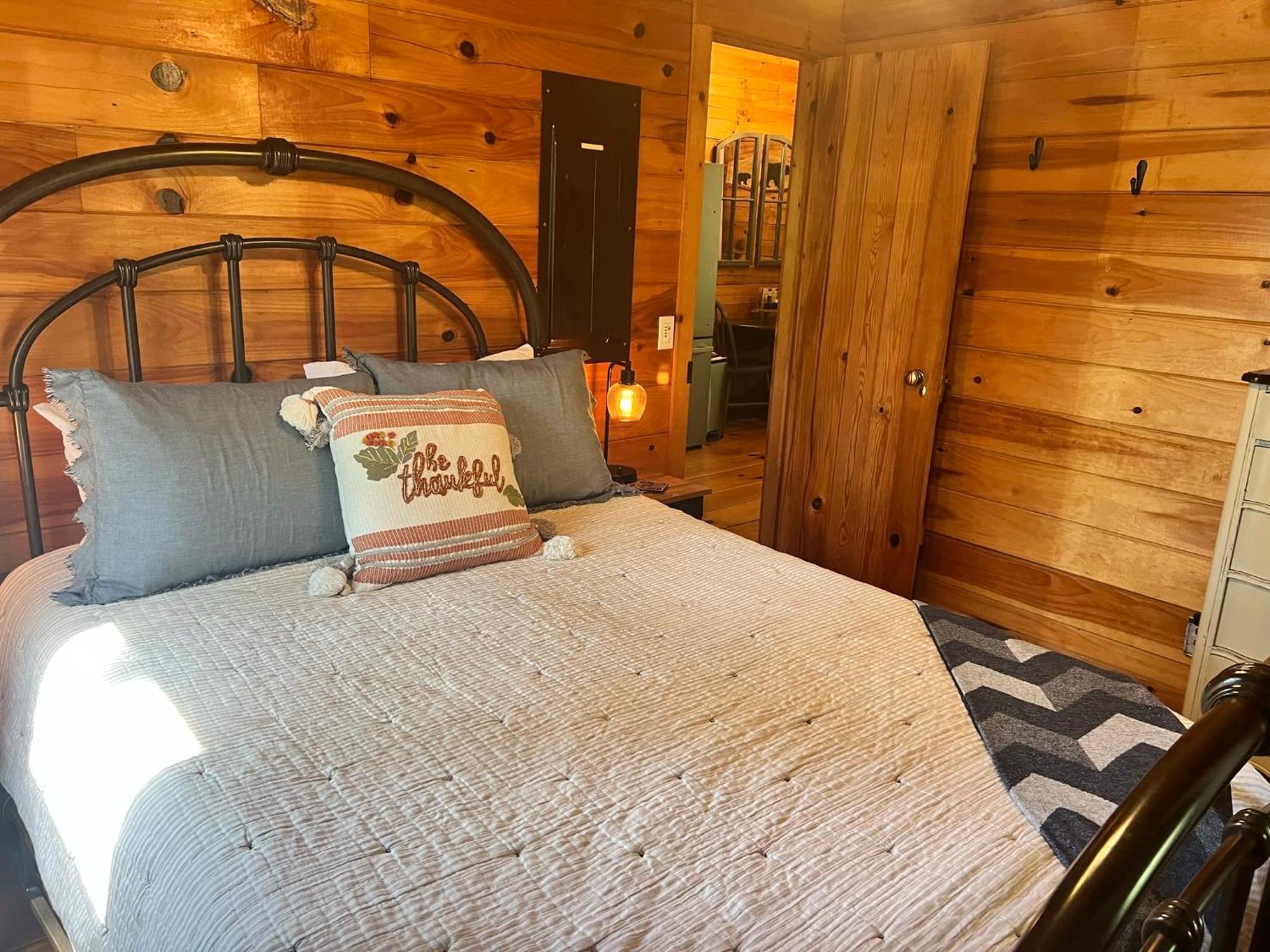 Log Cabin With Mountain View And Privacy 블루리지 외부 사진